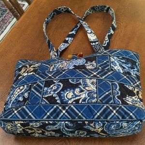 Vera Bradley RARE Windsor Navy bag. Retired 2006. Tortoiseshell Toggle closure.